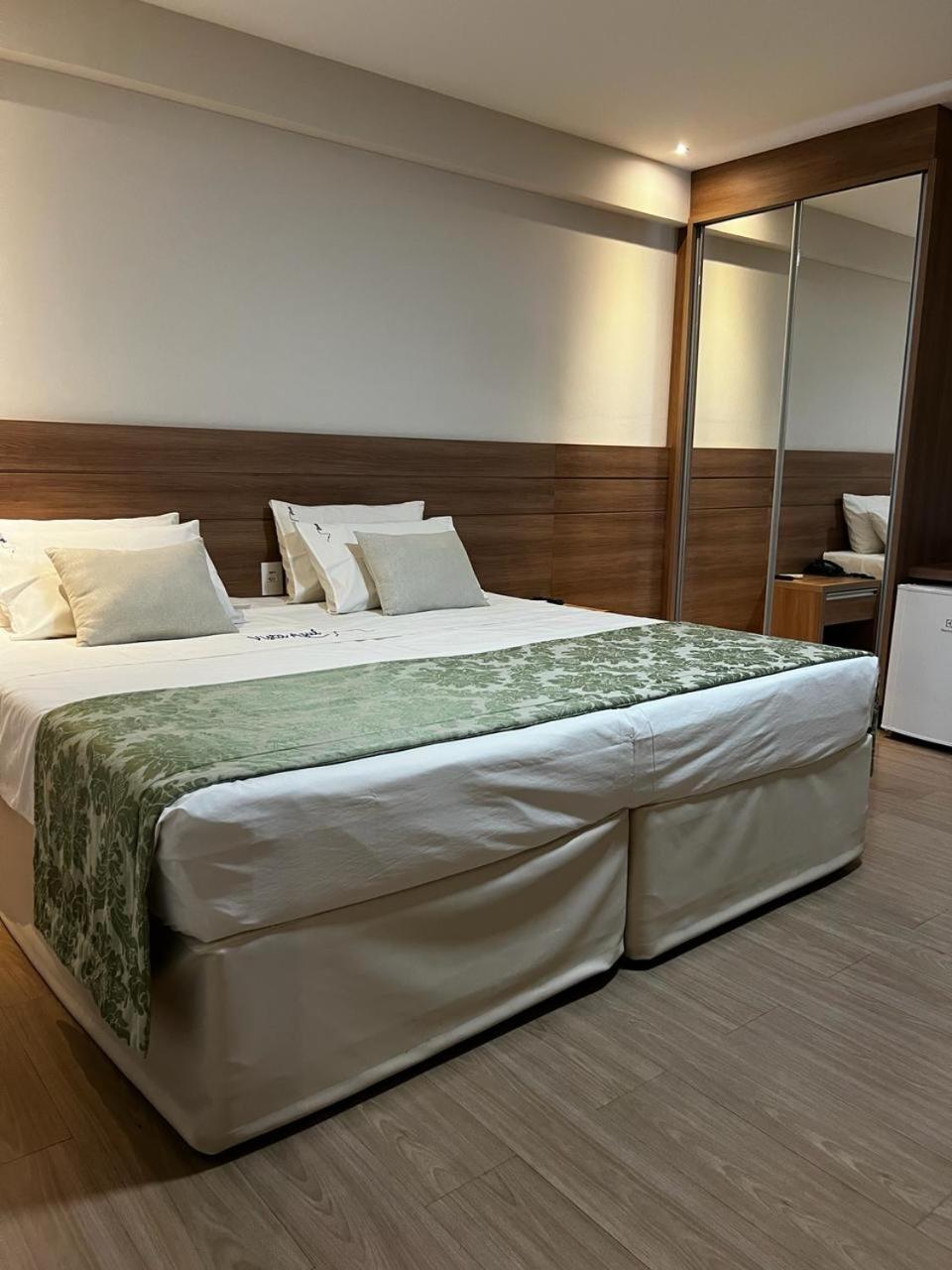 Vista Azul Apart Hotel - Vista Pinheiros 佩德拉阿祖尔 外观 照片