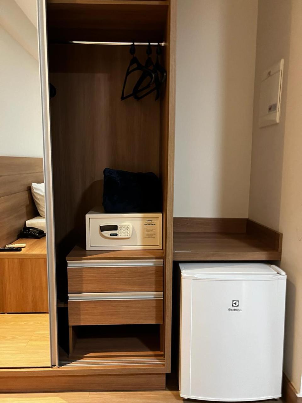 Vista Azul Apart Hotel - Vista Pinheiros 佩德拉阿祖尔 外观 照片
